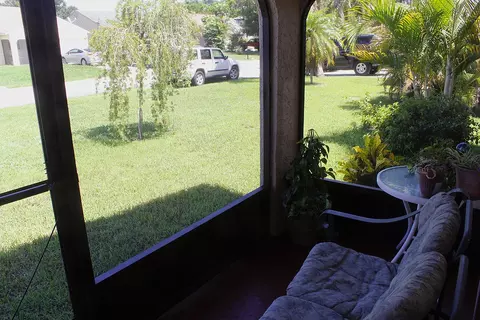 5902 SE Mitzi Ln, Stuart, FL 34997 photo 6