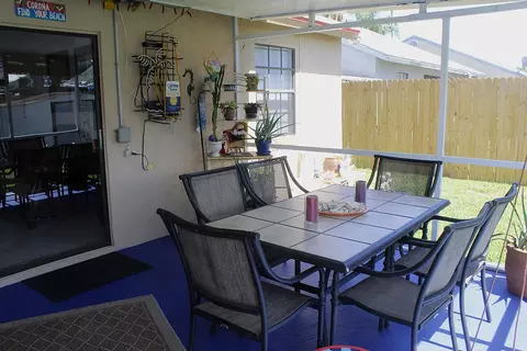 5902 SE Mitzi Ln, Stuart, FL 34997 photo 7