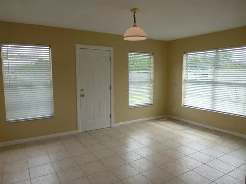 1892 SE Jackson St, Stuart, FL 34997 photo 11