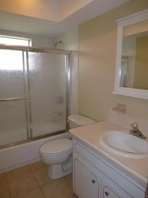 1892 SE Jackson St, Stuart, FL 34997 photo 10