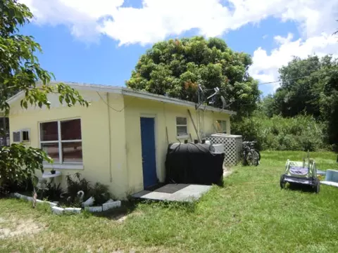 4992 SE Flounder Ave, Stuart, FL 34997 photo 9