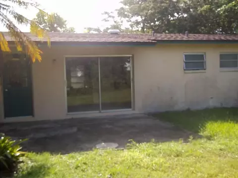 912 SE Dolphin Dr, Stuart, FL 34996 photo 18