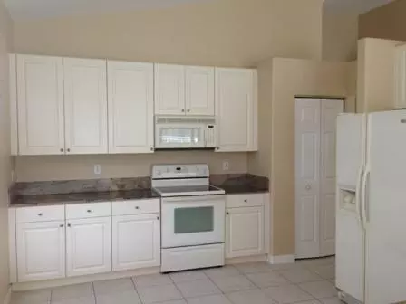 2688 SE Castle Pine Pl, Stuart, FL 34997 photo 11