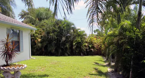 174 Greentree Cir, Jupiter, FL 33458 photo 12
