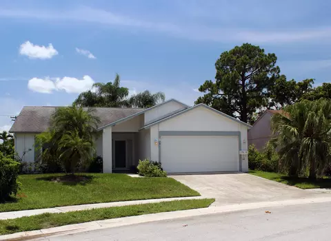 174 Greentree Cir, Jupiter, FL 33458 photo 2