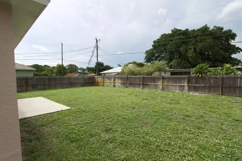 1177 NW 14th Ter, Stuart, FL 34994 photo 18