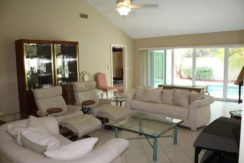 118 Knoll Way, Jupiter, FL 33477 photo 11