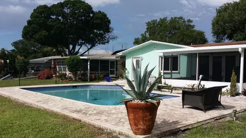 4564 SW 38th Ter, Dania Beach, FL 33004 photo 28