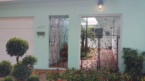 4564 SW 38th Ter, Dania Beach, FL 33004 photo 5