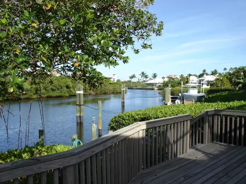 16920 Passage S, Jupiter, FL 33477 photo 12