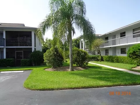 1210 SE Parkview Pl #E-9, Stuart, FL 34994 photo 4