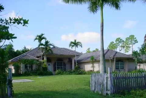 16138 E Hialeah Dr, Loxahatchee, FL 33470 photo 1