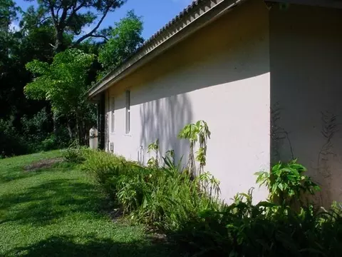 16138 E Hialeah Dr, Loxahatchee, FL 33470 photo 10