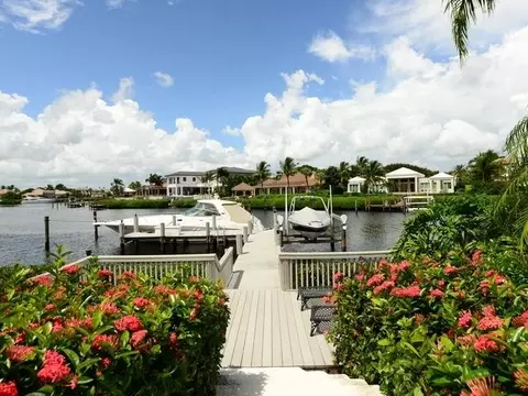 480 Mariner Dr, Jupiter, FL 33477 photo 3