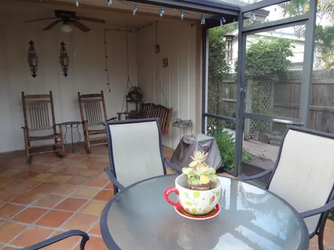 1690 SE Madison St, Stuart, FL 34997 photo 8