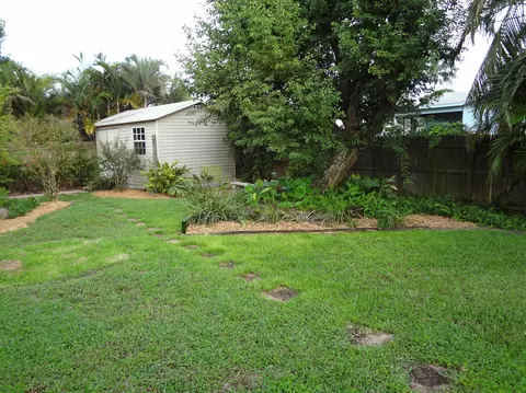 1690 SE Madison St, Stuart, FL 34997 photo 6