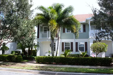 2777 E Community Dr, Jupiter, FL 33458 photo 2