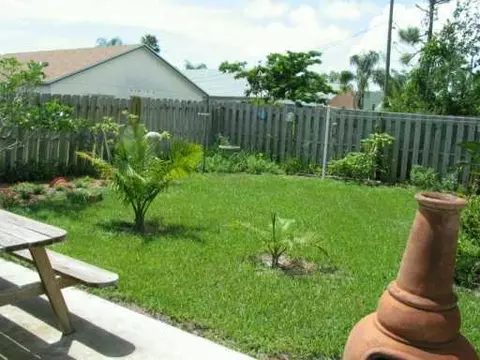 5240 SE Dell St, Stuart, FL 34997 photo 4