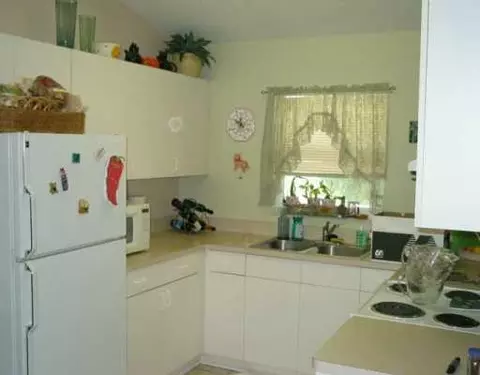 5240 SE Dell St, Stuart, FL 34997 photo 3