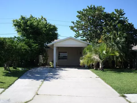 4431 SE Village Rd, Stuart, FL 34997 photo 1