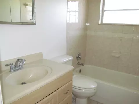 323 Kennedy St, Jupiter, FL 33458 photo 8