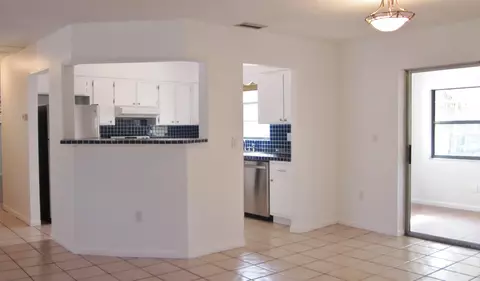 4399 SE Bayshore Ter, Stuart, FL 34997 photo 4