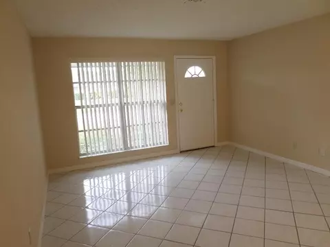 12 SE Cayuga Ter, Stuart, FL 34997 photo 3