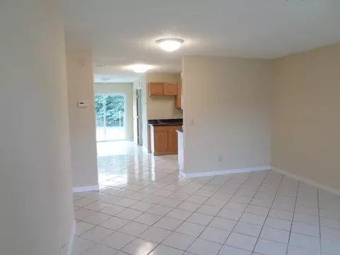 12 SE Cayuga Ter, Stuart, FL 34997 photo 2