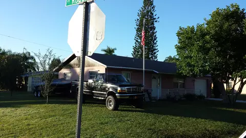3058 SE Orchid St, Stuart, FL 34997 photo 2