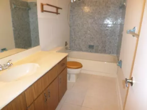 8769 SW Tropical Ave, Stuart, FL 34997 photo 8