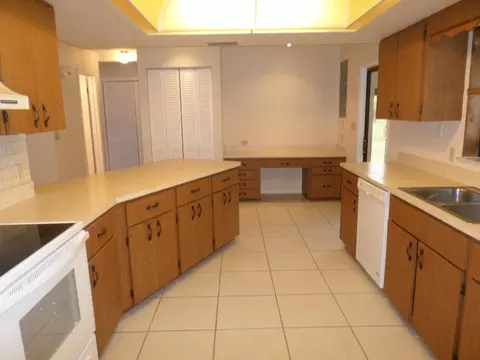 8769 SW Tropical Ave, Stuart, FL 34997 photo 18
