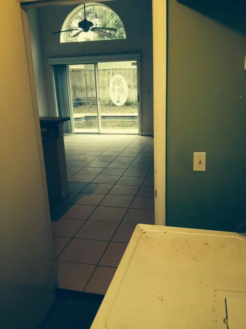 6406 Pompano St, Jupiter, FL 33458 photo 2