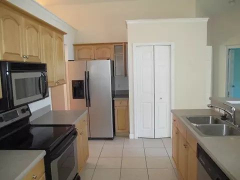 6406 Pompano St, Jupiter, FL 33458 photo 3