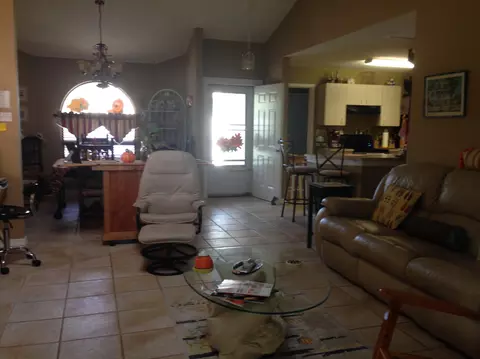 5869 SE Tangerine Blvd, Stuart, FL 34997 photo 3