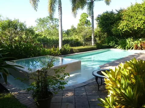 128 Tulip Tree Ct, Jupiter, FL 33458 photo 2