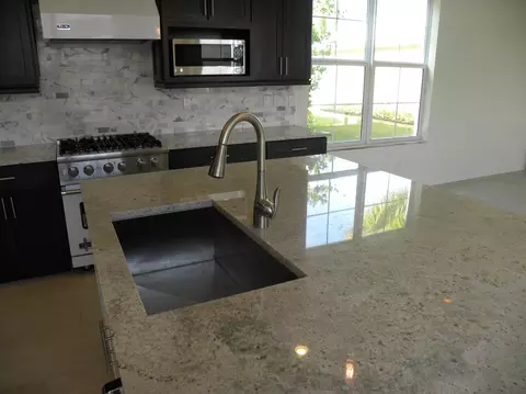 123 Leather Leaf Dr, Jupiter, FL 33458 photo 9