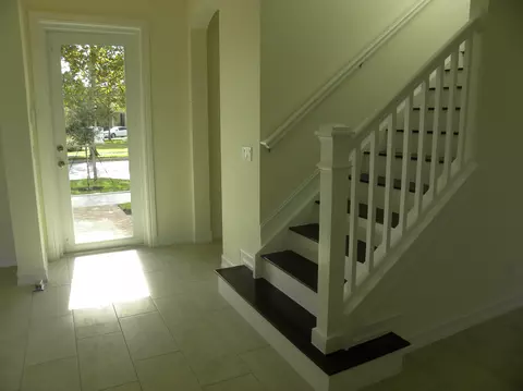123 Leather Leaf Dr, Jupiter, FL 33458 photo 3