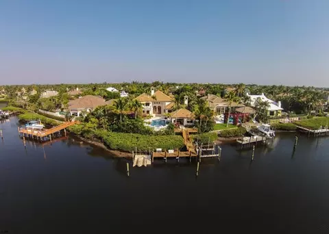 388 Eagle Dr, Jupiter, FL 33477 photo 3