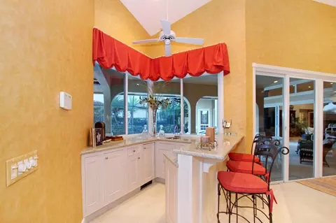 256 Locha Dr, Jupiter, FL 33458 photo 10
