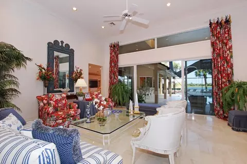 256 Locha Dr, Jupiter, FL 33458 photo 4