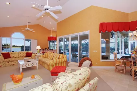 256 Locha Dr, Jupiter, FL 33458 photo 7
