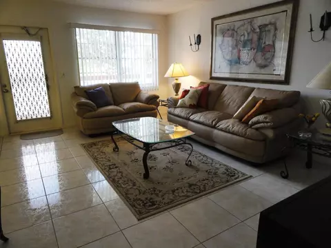 2079 Cornwall D, Boca Raton, FL 33434 photo 2