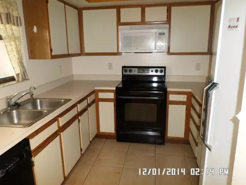 5926 SE Pine Dr, Stuart, FL 34997 photo 3