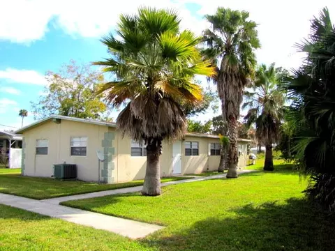 2138 SE 38th Trl, Okeechobee, FL 34974 photo 1