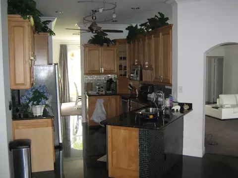 8750 SE Riverfront Ter, Tequesta, FL 33469 photo 3