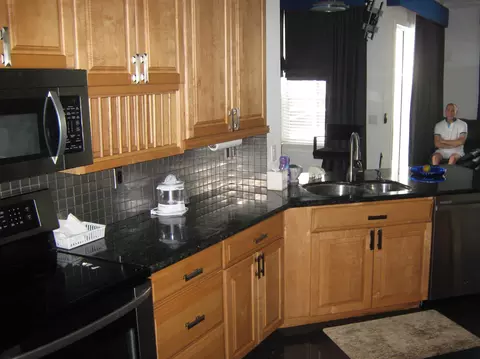 8750 SE Riverfront Ter, Tequesta, FL 33469 photo 2