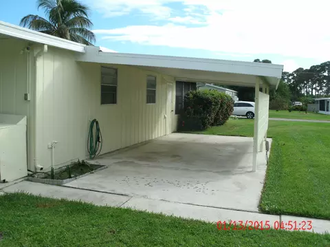101 NE 15th Ter, Stuart, FL 34994 photo 2