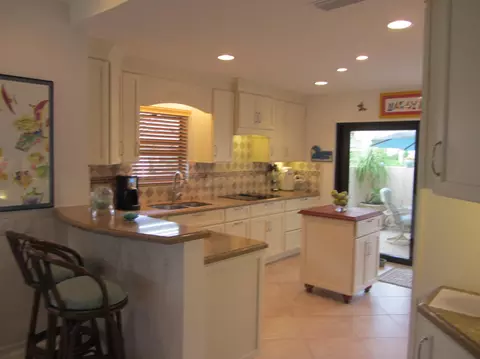 3640 Freshwater Dr, Jupiter, FL 33477 photo 6