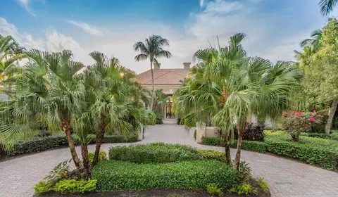 476 Mariner Dr, Jupiter, FL 33477 photo 2
