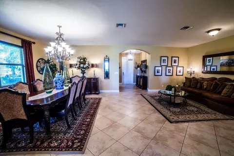 125 Umbrella Pl, Jupiter, FL 33458 photo 6